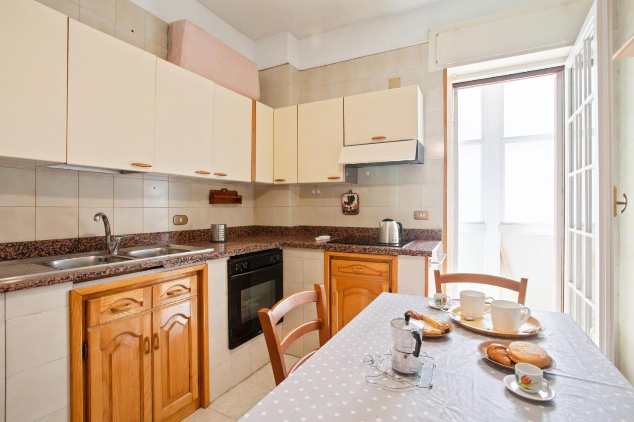Pane & Pomodoro Beach Roomy Flat Bari Exterior photo
