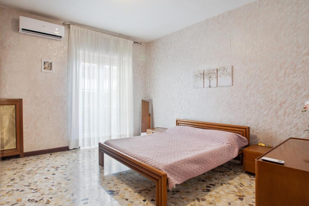 Pane & Pomodoro Beach Roomy Flat Bari Exterior photo